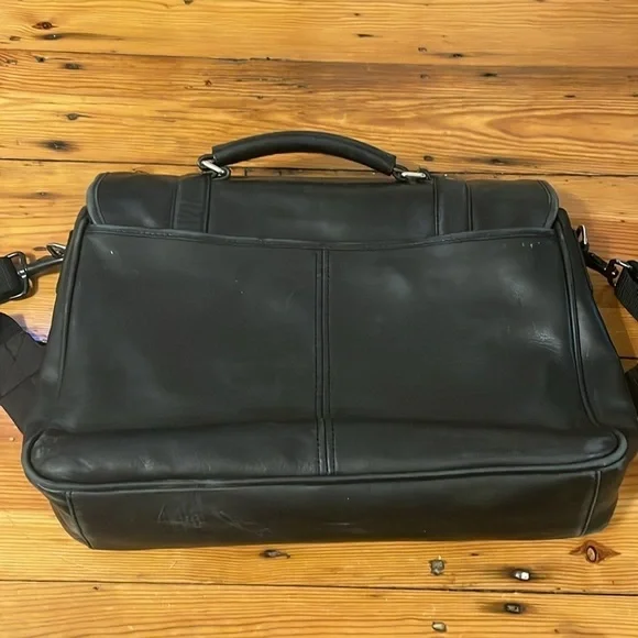 Coach Black Leather Messenger Travel Work Bag